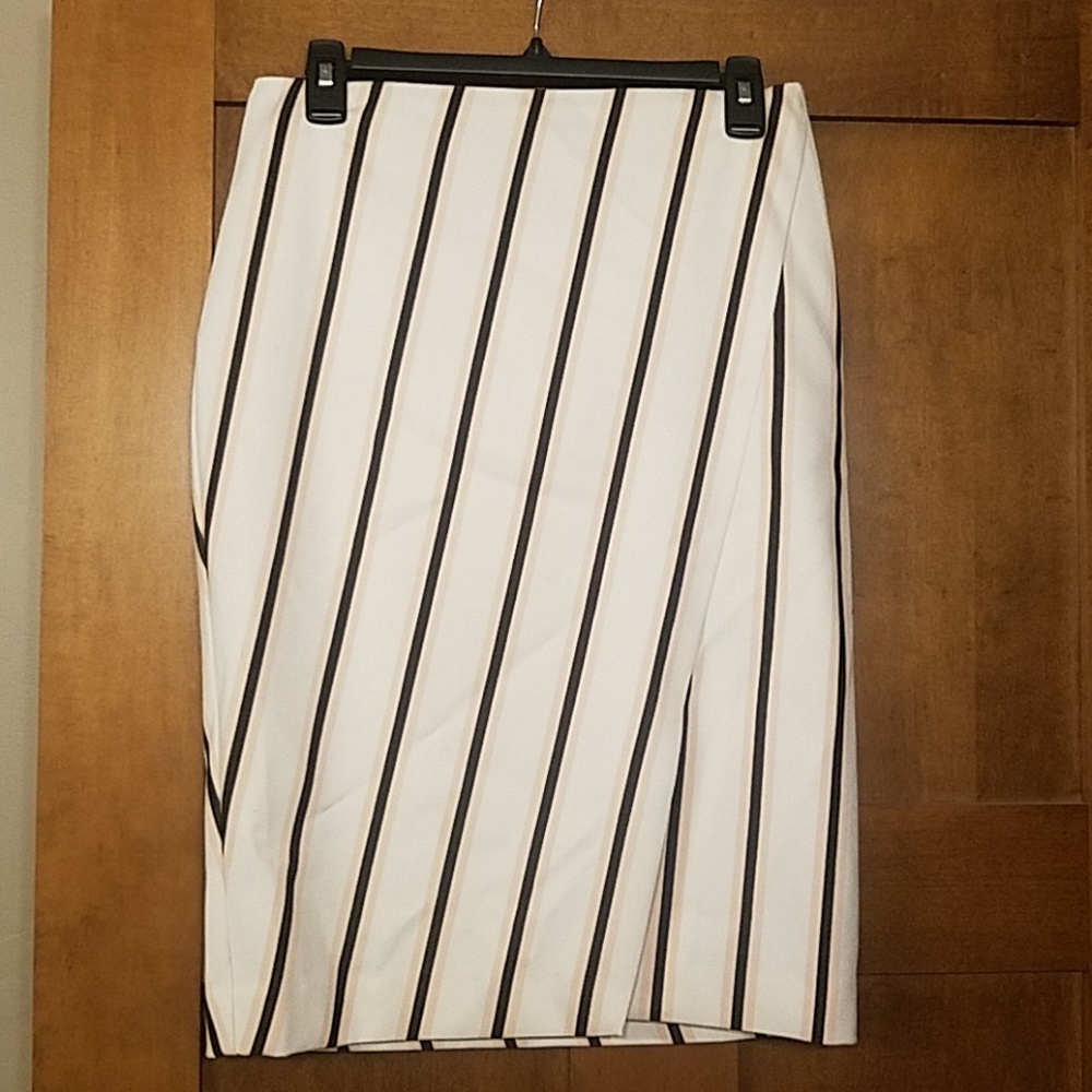 Pencil skirt